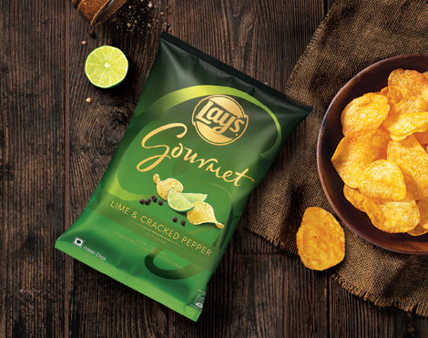 Lays Gourmet Lime &amp; Cracked Pepper